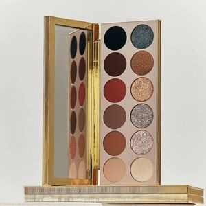 Vanity Makeup the signature palette